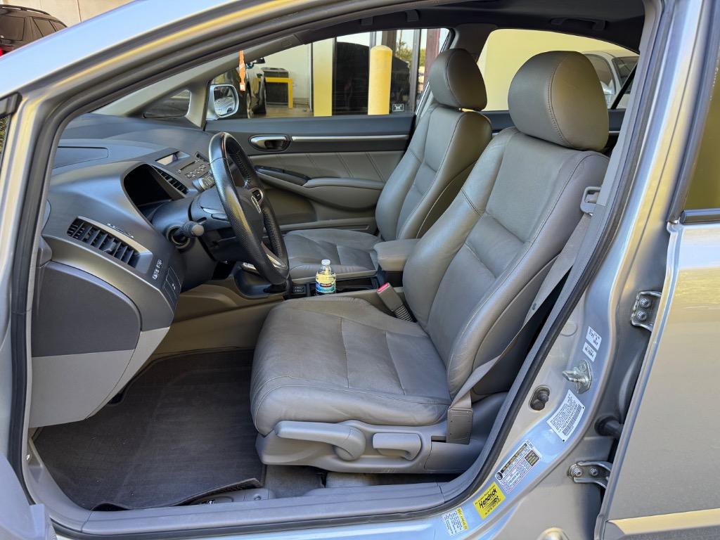 2010 Honda Civic EX-L - Photo 6