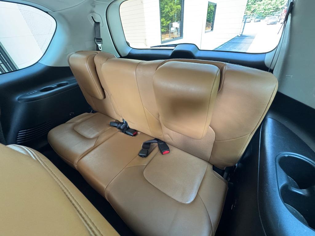 2017 Nissan Armada Platinum - Photo 13