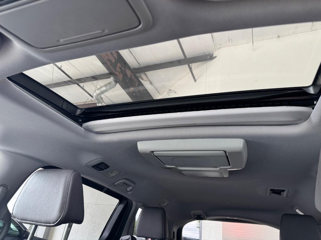 2018 Honda Odyssey Touring - Photo 20